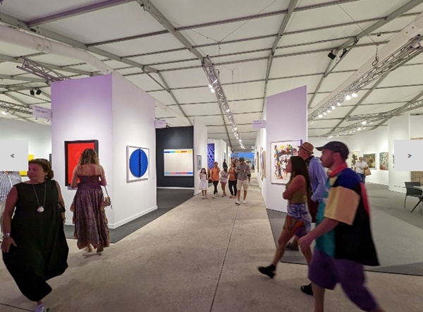 162 galleries at Art Miami 2024 - 3 > 8 December 2024 @artmiamifairs