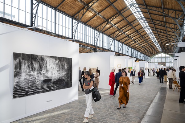 41 galleries at Art on Paper 2024, Brussels, BELGIUM - October 3 > 6, 2024 @artMRKTArt on Paper 2024, Brussels, BELGIUM - September 8 > 11, 2024 @artMRKT