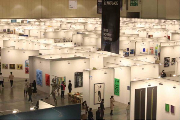 56 galleries at Busan Annual Market of Art, Busan SOUTH KOREA - April 3 > 6, 2025 @bamabusan