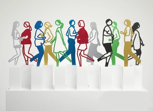 Julian Opie
Running People: Sonia., 2020
Anodised aluminium figure on Corian base
57.0 x 9.0 x 18.6 cm
Edition of 20