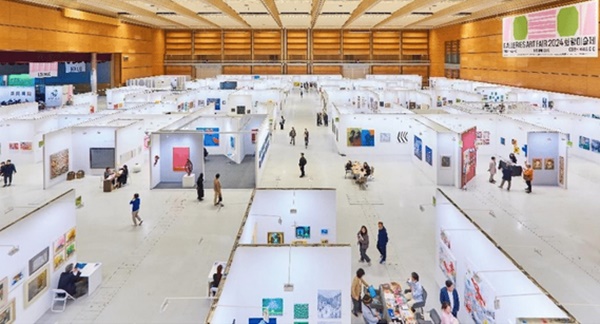 168 galleries at Galleries Art Fair  2025, Seoul, SOUTH KOREA - April 17 > 20, 2025, Seoul @galleriesartfair