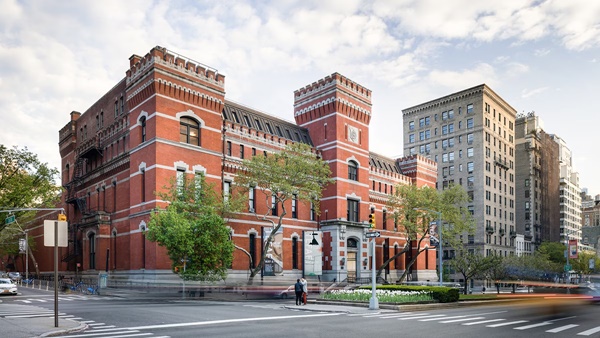 88 galleries at Tefaf New York 2024 - May 10 > 14, 2024 @TEFAF