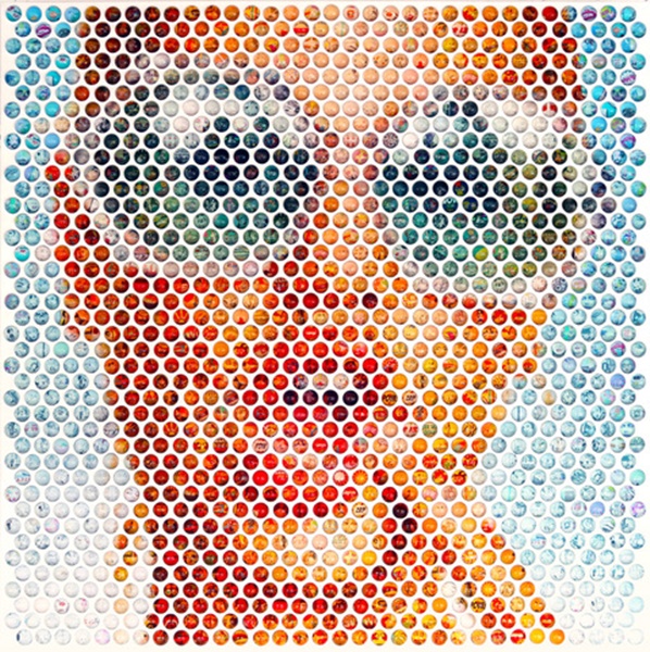 Nemo Jantzen
POW, 2022
Mixed Media and Resin Domes
48 x 48.5
