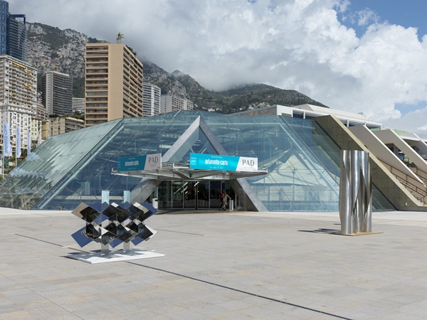 33 galleries at art-montecarlo salon d'art 2022