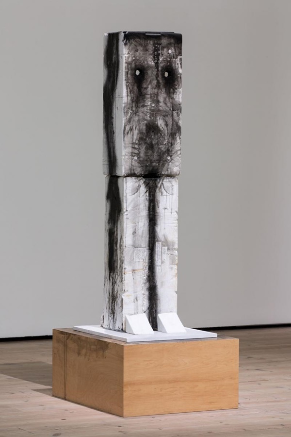 Huma Bhabha : Against Time