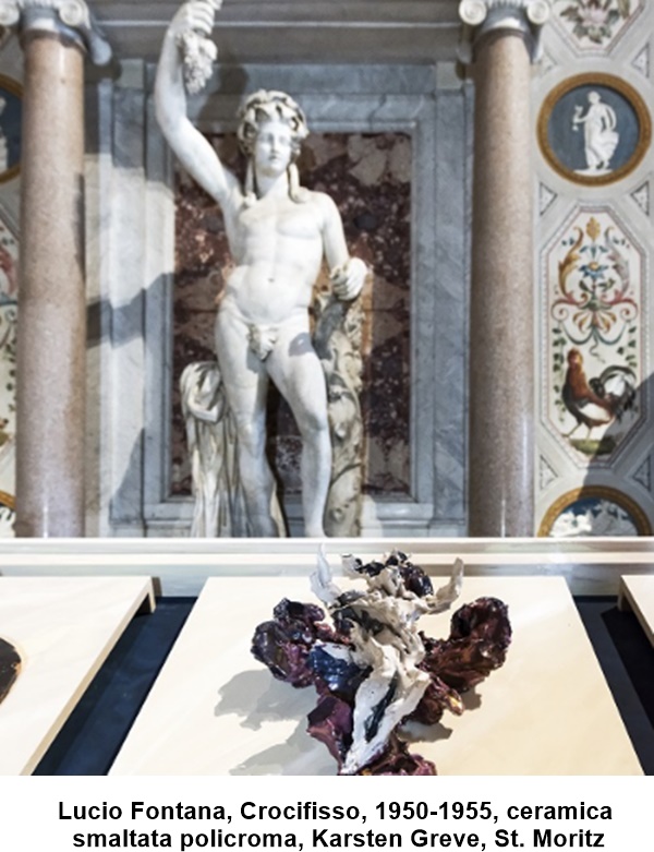 Lucio Fontana, Crocifisso, 1950-1955, ceramica smaltata policroma, Karsten Greve, St. Moritz 