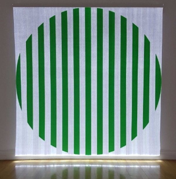 Daniel Buren : Illuminare lo spazio, lavori in situ e situati /></div><br>

<div style=