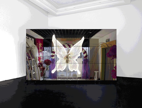 Shuang LI
I Want to Sleep More but by Your Side, 2019
Video (color, sound)
Duration: 25 minutes 26 seconds
