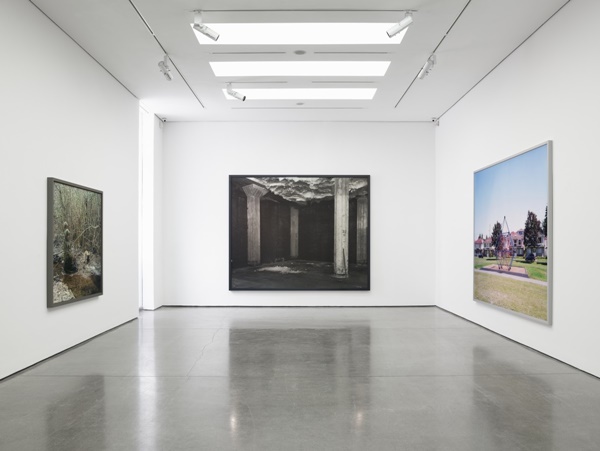 Jeff Wall, Installation view